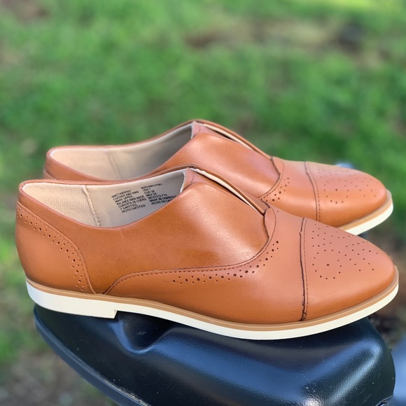 Women's Time and Tru Slip-On Oxford Memory Foam - Picture 2 of 8